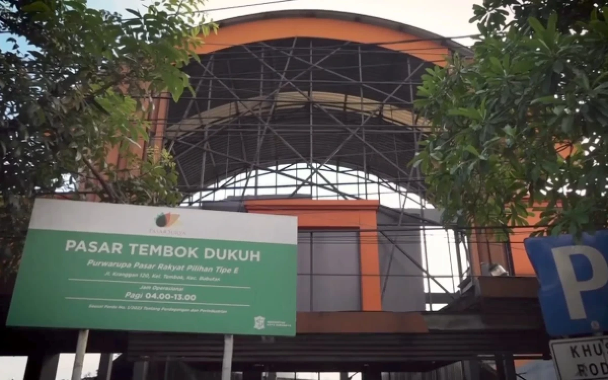 Thumbnail Berita - PD Pasar Surya Pastikan Revitalisasi Pasar Tembok Dukuh Tak Menghapus Hak Pedagang