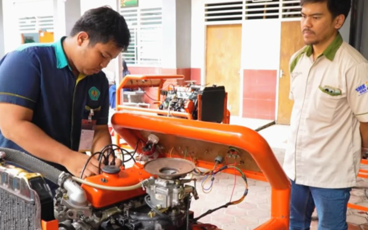 Thumbnail Berita - SMK Nasional Malang Cetak Prestasi dan Siapkan Lulusan Siap Kerja, 90 Siswa Sudah Direkrut Sebelum Lulus