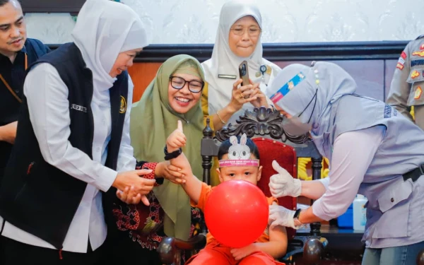 Peringatan Hari Posyandu Nasional 2026, Gubernur Khofifah Tegaskan Transformasi Posyandu 6 SPM