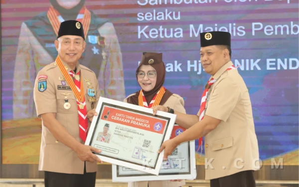 Thumbnail Berita - Ketua Kwarda Pramuka Jatim Lantik Kepengurusan Cabang Kabupaten Magetan