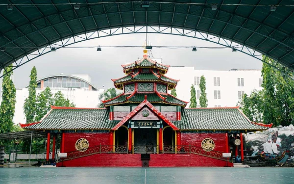 Thumbnail Berita - Mengintip Keunikan Masjid Cheng Hoo Surabaya, Simbol Akulturasi Islam dan Tionghoa