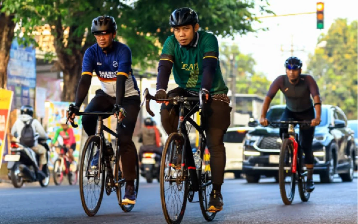 Thumbnail Berita - KAI Daop 7 Sponsori JLS100 Tulungagung, Dorong Sport Tourism dan Ekonomi Lokal