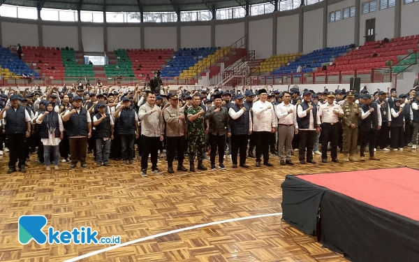 Thumbnail Awasi Pilkada 2024, Bawaslu Kabupaten Malang Gelar Apel Akbar Pengawasan Masa Tenang