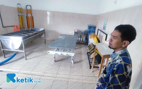 Thumbnail Siap 24 Jam, Begini Layanan Pemulasaran di Kamar Jenazah RSUD Pacitan