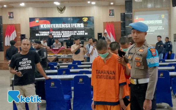 Thumbnail Polres Malang Tetapkan 21 Tersangka Perusakan Kantor Polisi, 6 Diantaranya Anak