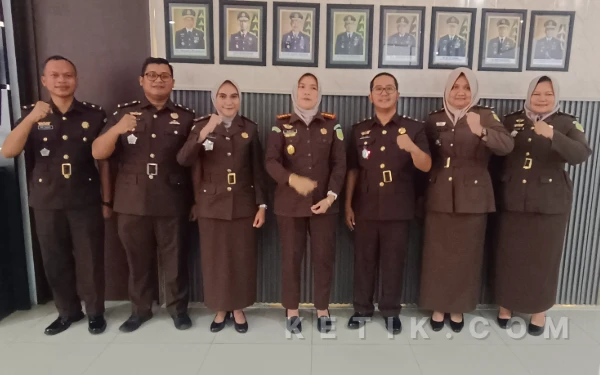 Resmi Menjabat, 3 Kasi Baru Kejari Situbondo Diminta Langsung Tancap Gas