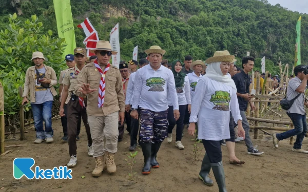 Thumbnail Berita - Sosok Laksda TNI Ali Triswanto, Dankodaeral V Surabaya Penjaga Kedaulatan Laut dan Kelestarian Lingkungan