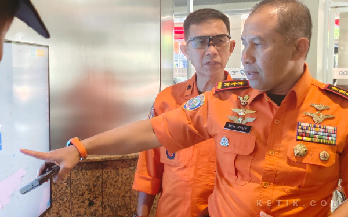 Thumbnail Berita - Update KMP Mutiara Sentosa II, Kepala Basarnas: Posisi Kapal Penyelamat Menuju Surabaya