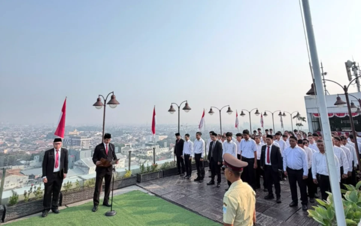 Thumbnail Berita - Tak Biasa! Hotel The 101 Malang OJ Gelar Upacara HUT ke-81 Kemerdekaan RI di Rooftop Tertinggi