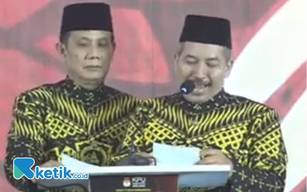 Thumbnail Paslon Gus Tutup Debat Pilbup Malang dengan Kampanyekan Khofifah-Emil: Coblos Nomor 2!