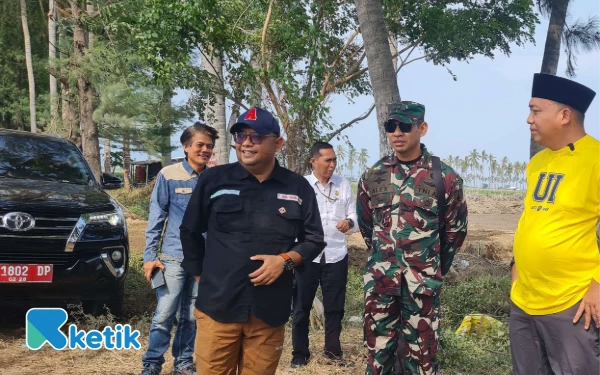 Bupati Jadikan KHR As'ad Syamsul Arifin Nama Bandara Pertahanan Baru di Situbondo