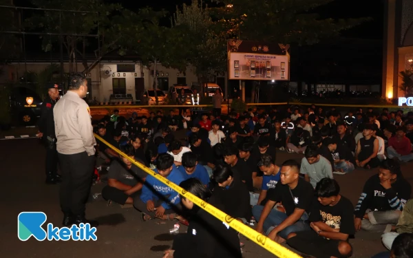 Thumbnail Ratusan Penggembira Perguruan Silat dari Luar Kota Diamankan Polres Tuban, Ada Bocil 12 Tahun