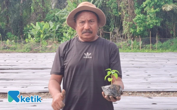 Thumbnail Berita - Dari Jojo Tumbuh Harapan, Semangat Bertani dari Lahan yang Terlupakan