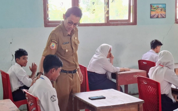 Thumbnail Helmi Umar Muchsin, Moderasi Tindakan dan Harapan Siswa di Halmahera Selatan