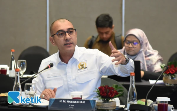 Thumbnail Berita - Anggota Komisi VI DPR RI Nasim Khan: Peresmian 103 Kopdes Merah Putih Harus Dikelola Profesional