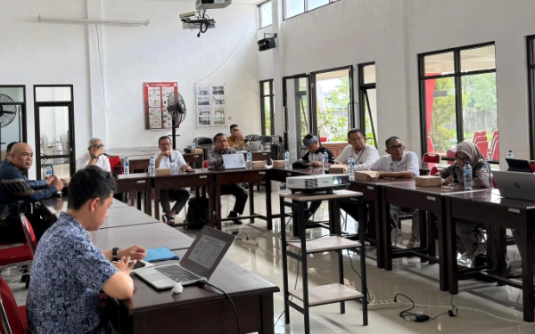 Thumbnail Berita - Didukung 3 Kementerian, Arema FC Siap Kelola Stadion Kanjuruhan berbasis Zona Ekonomi Eklusif