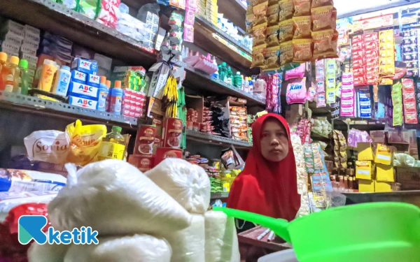 Thumbnail Berita - Jelang Nataru Harga Bahan Pokok di Pacitan Stabil, Ini Rinciannya