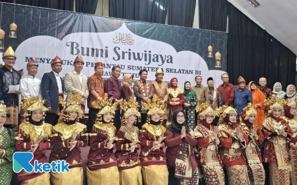 Thumbnail Berita - Silaturahmi Akbar Perantau Sumsel di Jatim Perkuat Persatuan dan Ekonomi