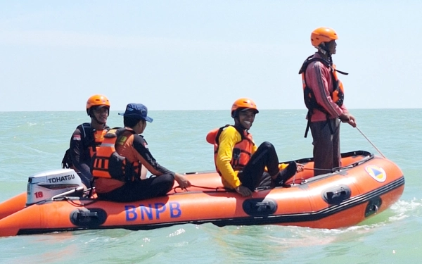 Thumbnail Berita - Dua Nelayan Pulau Kayu Hilang Lima Hari di Laut, Cuaca Buruk Diduga Jadi Penyebab
