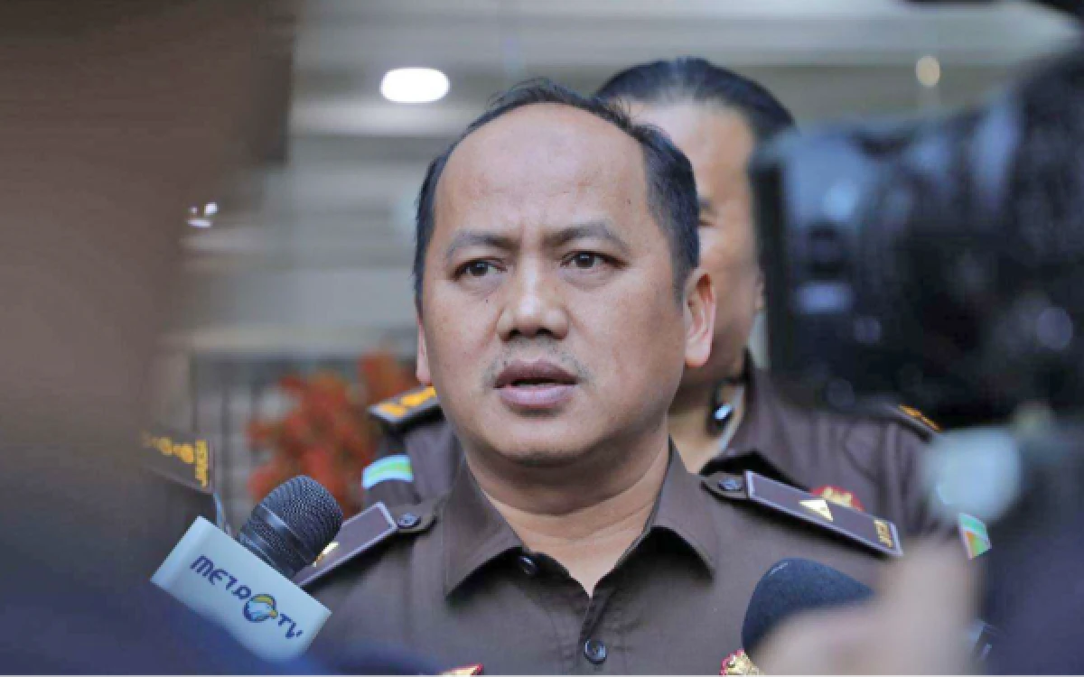 Thumbnail Berita - Terbitkan Tiga Sprindik dan Bentuk Tim Khusus 9 Penyidik, Kejagung Sebut Status FA Masih Tersangka