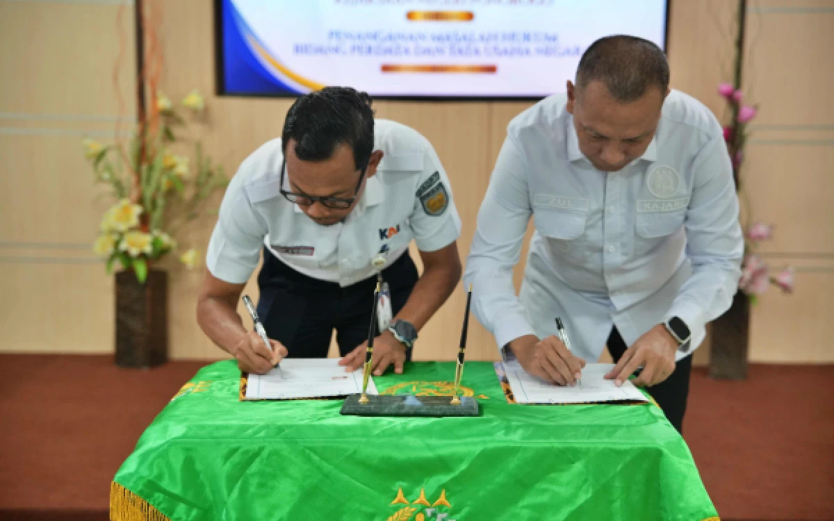 Thumbnail Berita - KAI Daop 7 Madiun MoU dengan Kejaksaan Ponorogo, Perkuat Komitmen Layanan