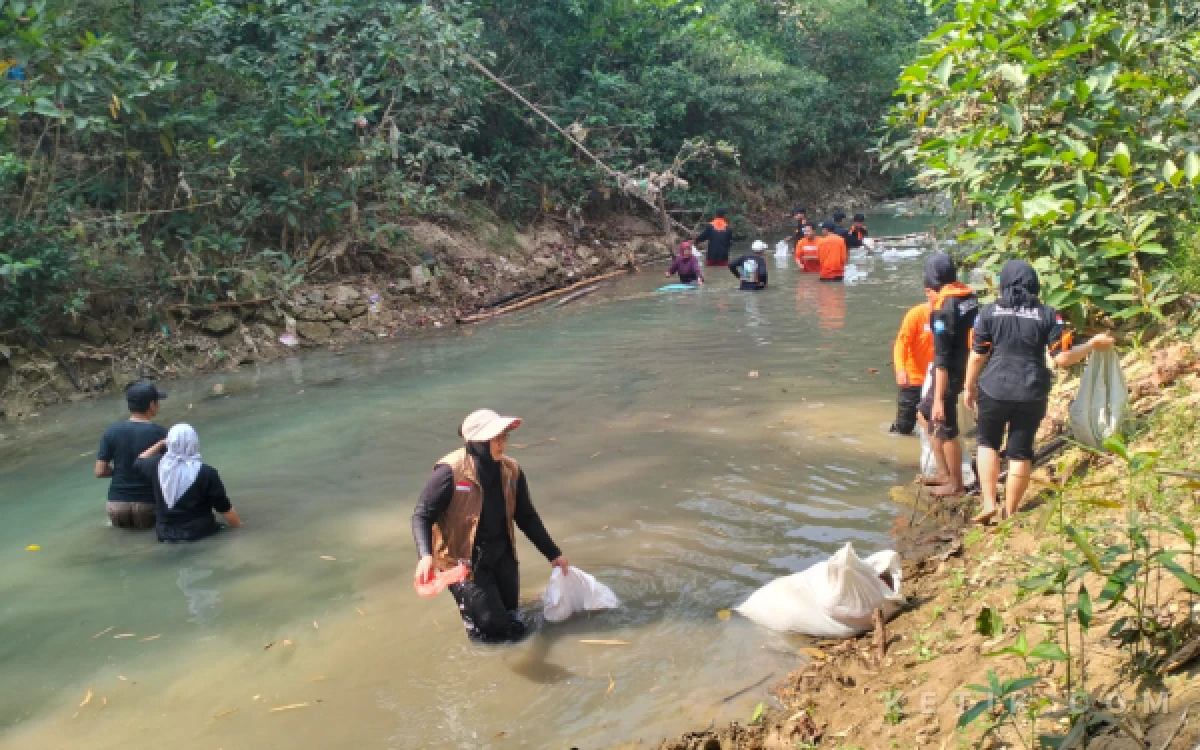 Thumbnail Berita - Wujudkan Kabupaten Sehat, FSS dan FKKS Sampang Gelar Aksi Serentak di 5 Kecamatan
