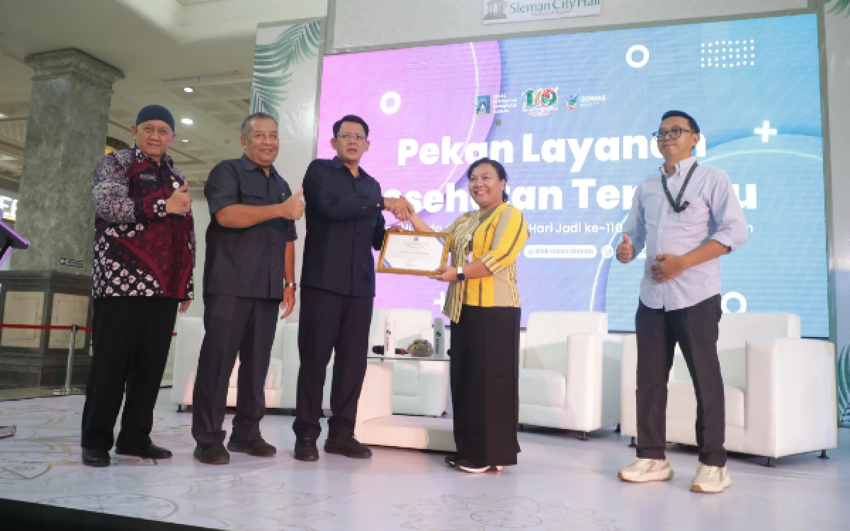 Thumbnail Berita - Semarak Hari Jadi ke-110 Sleman, Danang Maharsa Buka Gebyar Husada Sembada