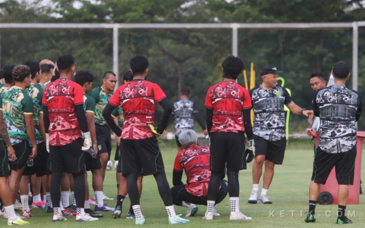 Thumbnail Berita - Persebaya Jadikan Piala Presiden Jadi Ajang Pemanasan Sebelum Kompetisi Bergulir