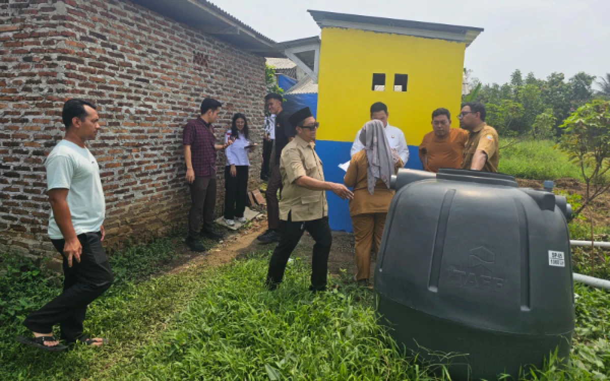 Thumbnail Berita - DPUPR Lebak Bersama Kejari Monitoring Pembangunan Sanitasi, Progres Capai 80 Persen