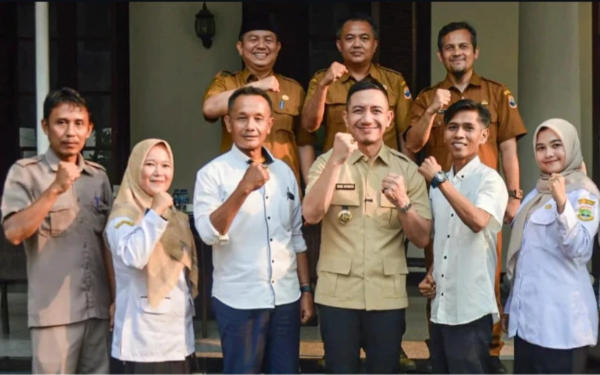 Thumbnail Berita - Bupati Lebak Dorong Lulusan SMK PU Lebak Berdaya Saing dan Siap Masuk Dunia Kerja