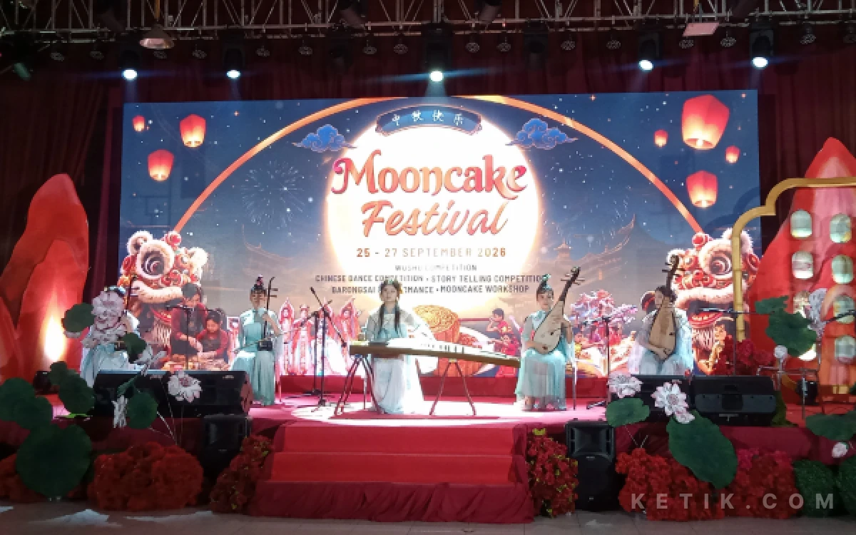 Thumbnail Berita - Kelenteng Eng An Kiong Malang Gelar Mooncake Festival 2026 dengan Berbagai Perlombaan, 350 Peserta Ikuti Lomba Wushu