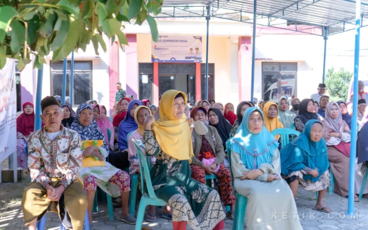 Thumbnail Berita - Dinkesda Brebes Tinjau Perdana Program Speling di Kecamatan Sirampog, 153 Warga Manfaatkan Layanan Spesialis Keliling