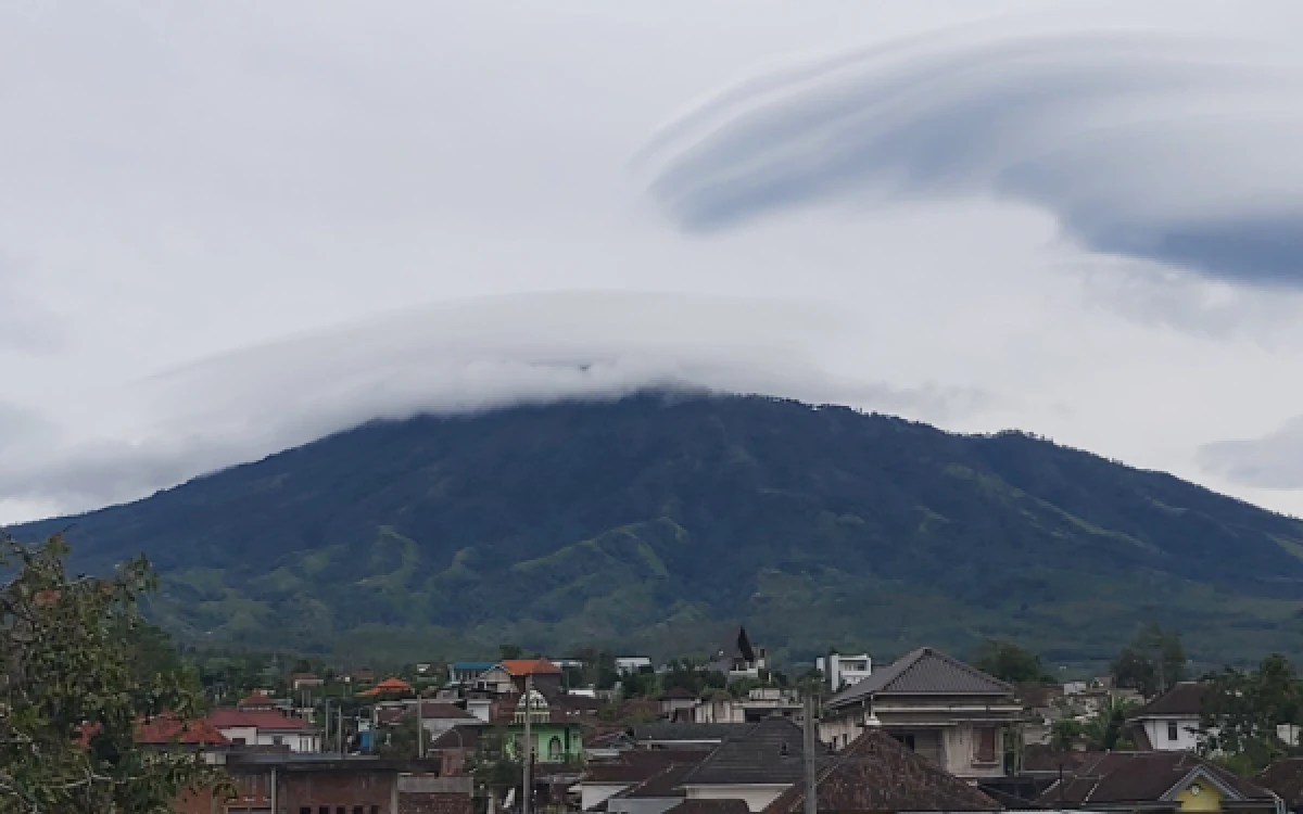 Thumbnail Berita - Yey! Pendakian Gunung Arjuno-Welirang Kembali Buka