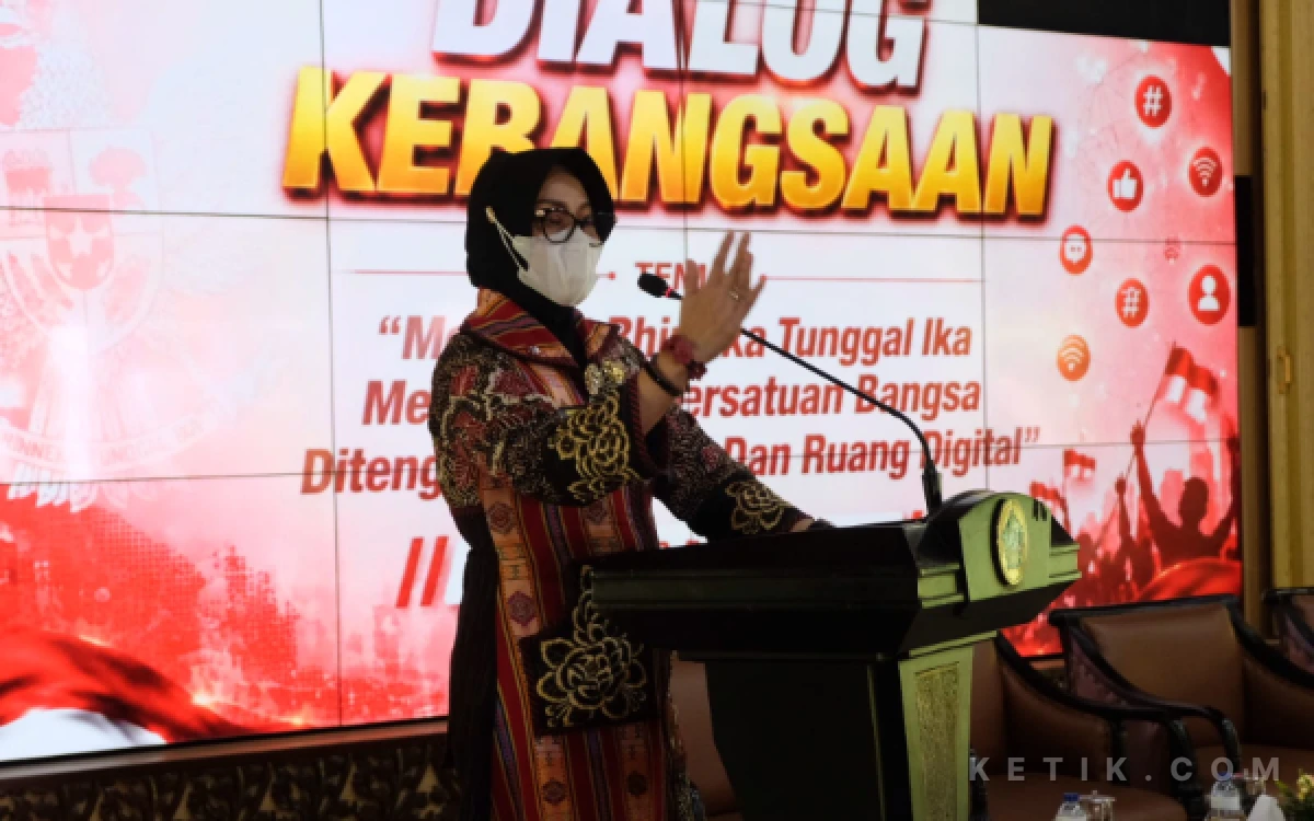 Thumbnail Berita - Dialog Kebangsaan Pemkab Sidoarjo, Sekda Fenny Apridawati: Mari Rawat Kebhinekaan dan Perkuat Persatuan