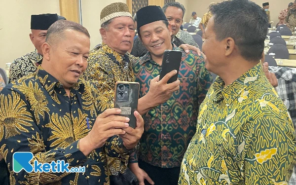 Thumbnail Calon Bupati Sidoarjo Subandi Rangkul Mantan Kades, Bersama-sama Bangun Desa Menata Kota