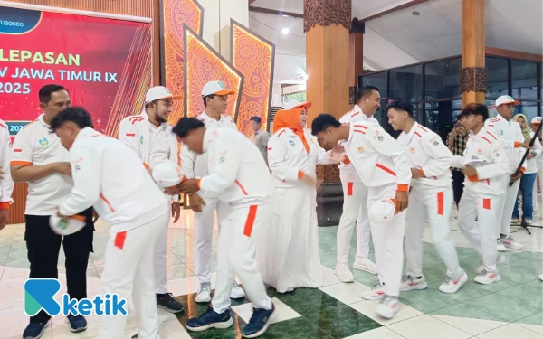 Thumbnail Berita - Bupati Lepas Kontingen Atlet Situbondo ke Porprov IX Jatim