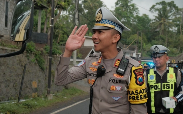 Thumbnail Polres Malang Lakukan Teguran Humanis, Angka Laka Turun saat Operasi Zebra Semeru 2025