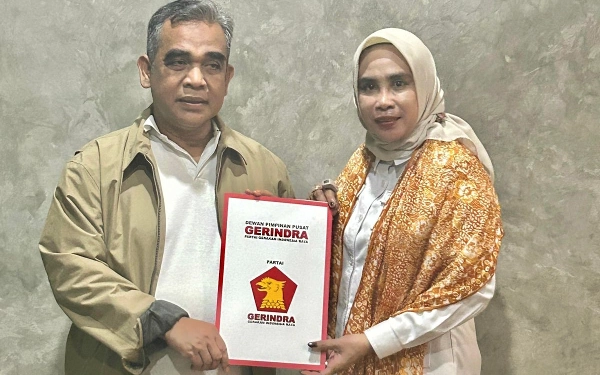 Thumbnail Pegang Surat Tugas Gerindra, Cawabup Hj Mimik Idayana Solidkan Koalisi dengan PKB di Pilkada 2024
