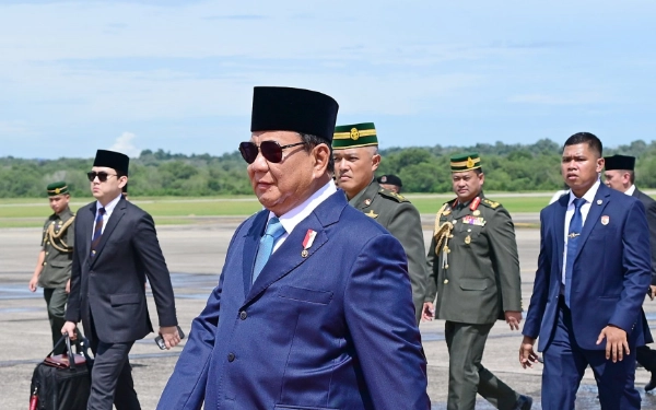 Thumbnail Berita - Hasan Nasbi: Presiden Prabowo Fokus Berantas Premanisme, Bukan Ormas
