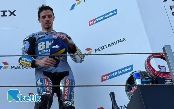 Thumbnail Berita - Bagnaia Jatuh, Alex Marquez Kokoh Runner Up Klasemen Pembalap MotoGP 2025