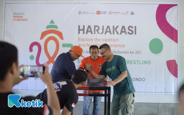 Lomba Panco, Bupati Situbondo Adu Kuat dengan Kades Olean