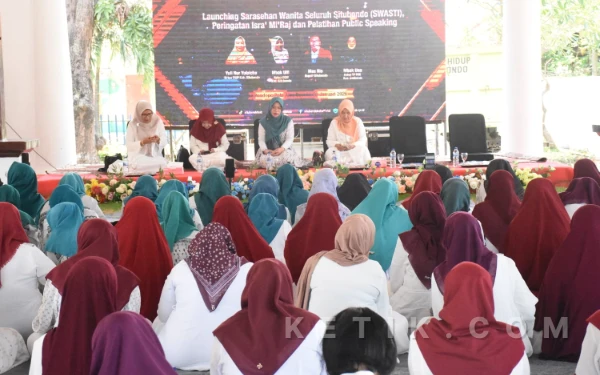 Mbak Una Ketua TP PKK, Dorong Perempuan Situbondo Jadi Agen Perubahan Lewat Forum Swasti