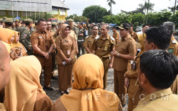 Thumbnail Berita - Bupati Subandi: Pejabat yang Mbeling, Males, dan Tak Berempati Akan Diganti