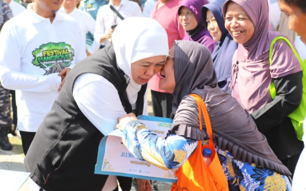 Hadiri HKSN 2025 di Pacitan, Gubernur Khofifah Ajak Perkuat Solidaritas Sosial