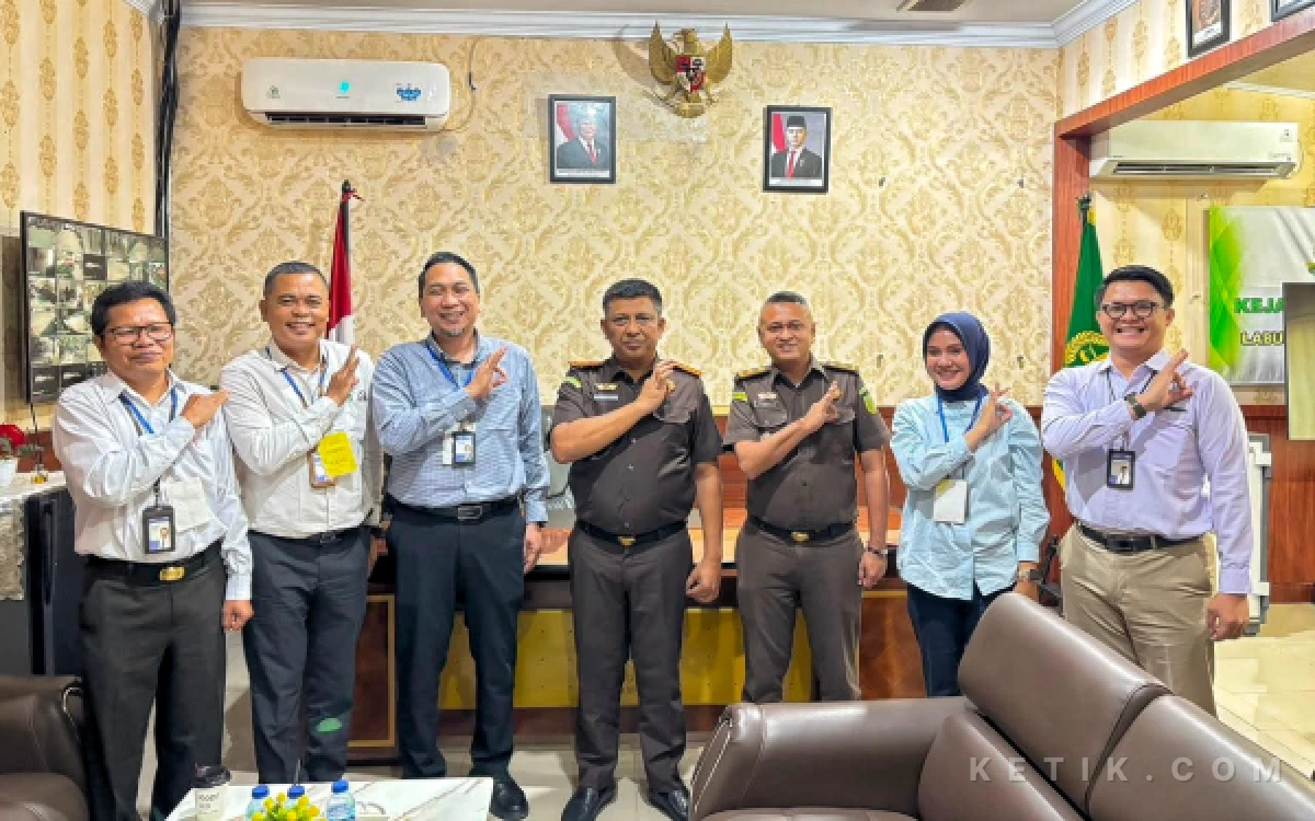 Thumbnail Berita - Pincab BRI Kotapinang Lawatan ke Kejari Labusel Bahas Stabilitas dan Pam Obvit