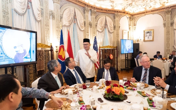 Tebar Pesan Toleransi di AS, Dubes Rosan Roeslani Gelar Buka Puasa Lintas Agama 