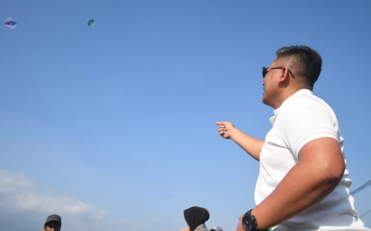 Thumbnail Berita - Bersatu di Langit Malang, MSSF Gairahkan Permainan Tradisional Layangan dan Gairahkan Ekonomi Kreatif