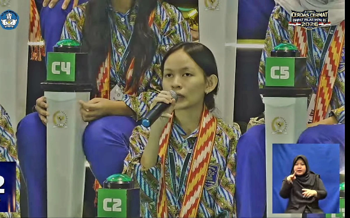 Thumbnail Berita - Siapa Josepha? Ini Profil Murid SMAN 1 Pontianak yang Berani Protes Juri LCC MPR