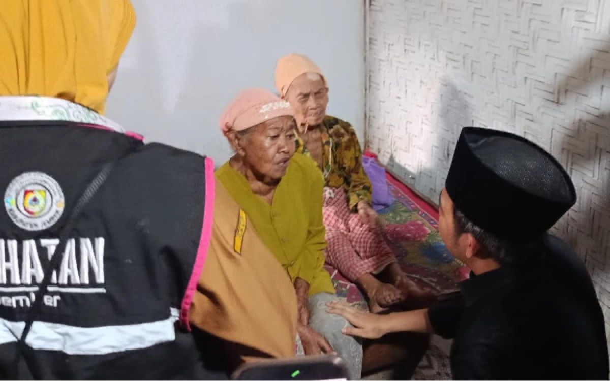 Thumbnail Berita - Akademisi UIN KHAS Jember: Program Home Care Wujud Keadilan Sosial, Diharapkan Berkelanjutan