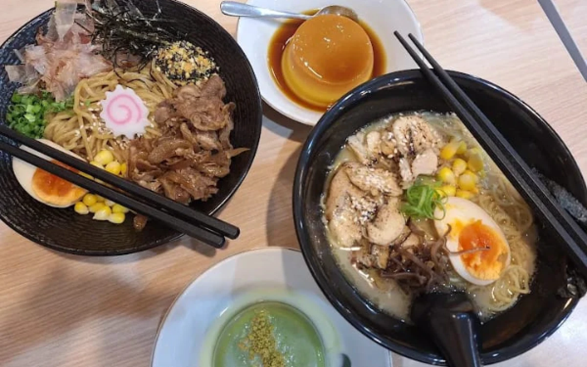 Thumbnail Berita - Wajib Coba! Ini 5 Kedai Ramen Terenak di Kota Malang yang Selalu Ramai Pengunjung